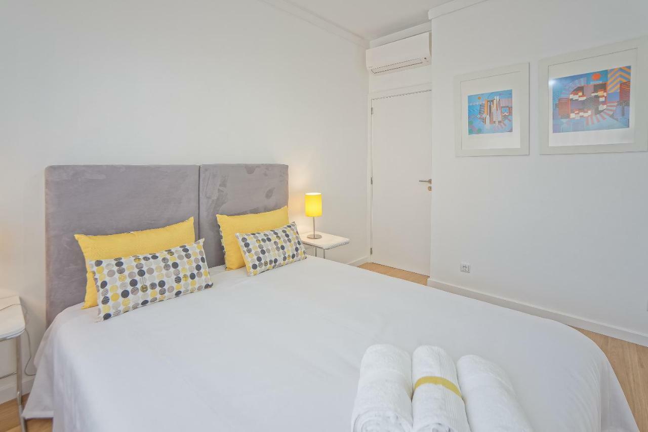 Luxury Anibal Cunha Apartments Porto Bagian luar foto